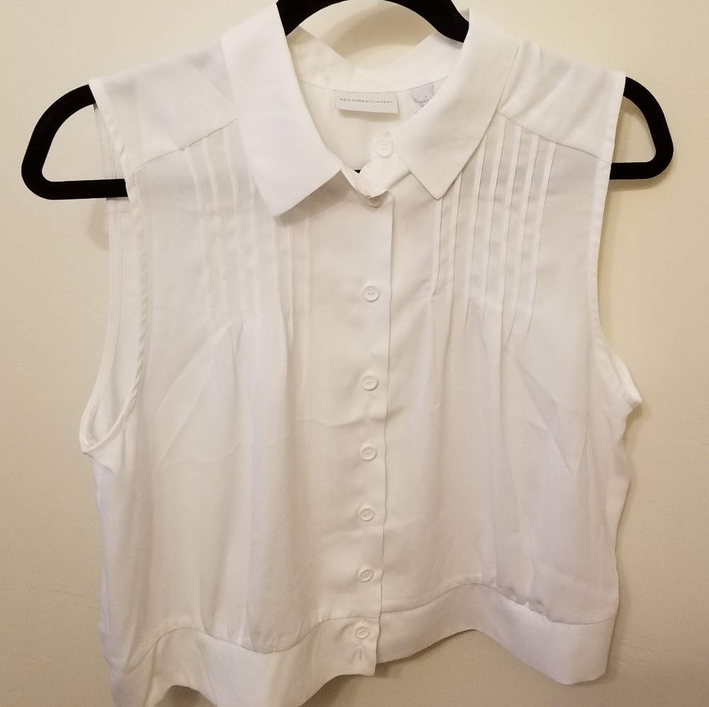 NWT New York & Co.  white crop blouse